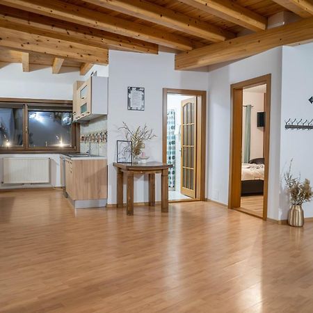 Green Property Dofteana Екстериор снимка