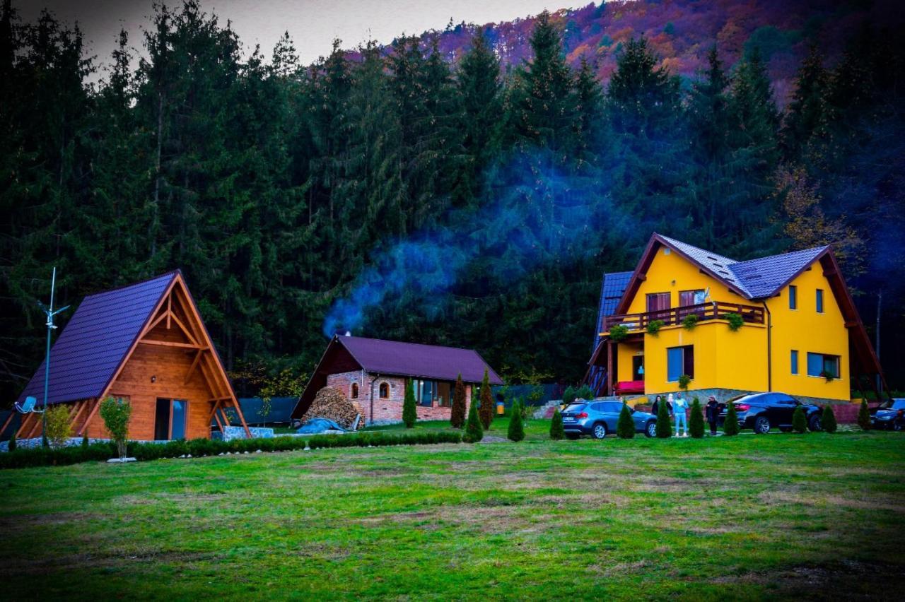 Green Property Dofteana Екстериор снимка